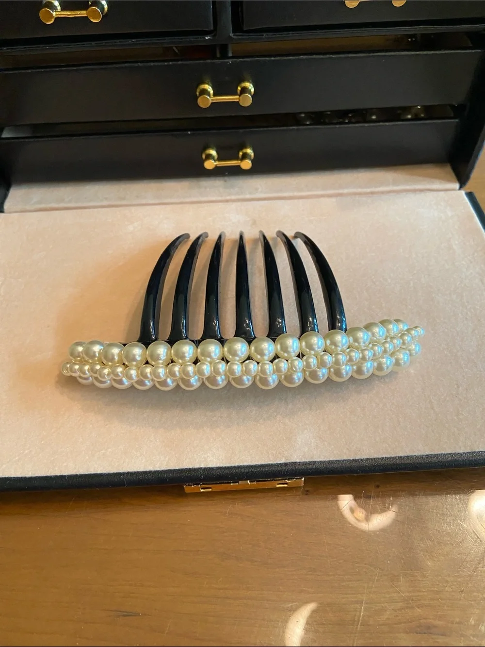Vintage Deadstock Three Row Pearl Hair Comb. Mint.